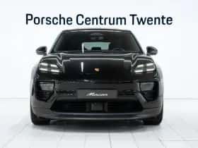Porsche Macan (2025) thumbnail 2