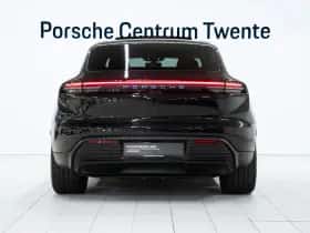 Porsche Macan (2025) thumbnail 4