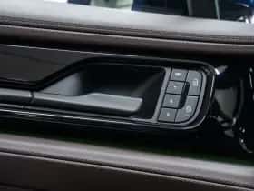 Porsche Panamera (2024) thumbnail 34