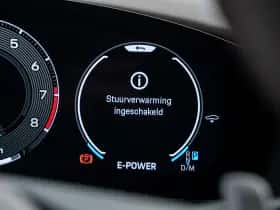 Porsche Panamera (2024) thumbnail 38
