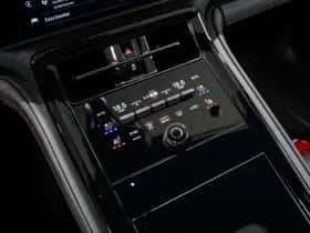 Porsche Panamera (2024) thumbnail 50