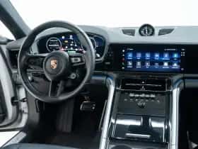 Porsche Panamera (2025) thumbnail 33