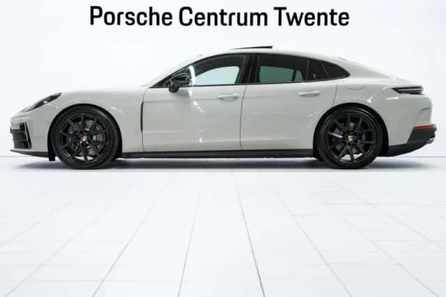 Porsche Panamera (2025) thumbnail 5