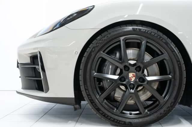 Porsche Panamera (2025) thumbnail 6