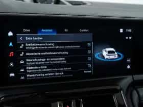 Porsche Panamera (2024) thumbnail 42