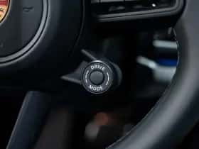 Porsche Panamera (2024) thumbnail 39