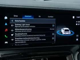 Porsche Panamera (2024) thumbnail 44