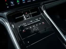 Porsche Panamera (2024) thumbnail 46