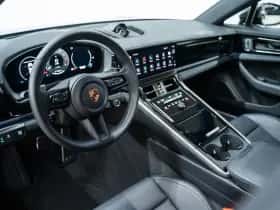 Porsche Panamera (2024) thumbnail 7