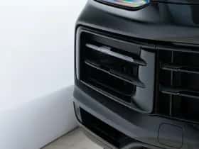 Porsche Cayenne (2024) thumbnail 12