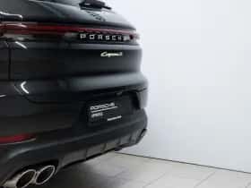 Porsche Cayenne (2024) thumbnail 21
