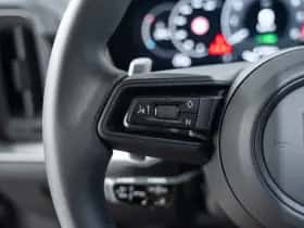 Porsche Cayenne (2024) thumbnail 38