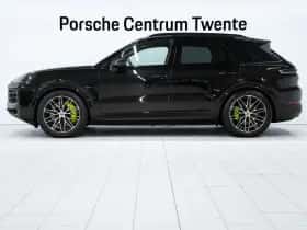Porsche Cayenne (2024) thumbnail 5