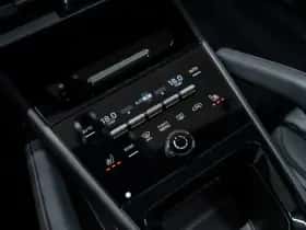 Porsche Cayenne (2024) thumbnail 49