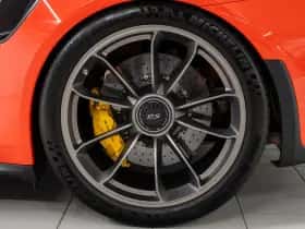 Porsche 911 (2015) thumbnail 10