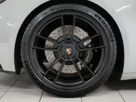 Porsche 911 (2023) thumbnail 11