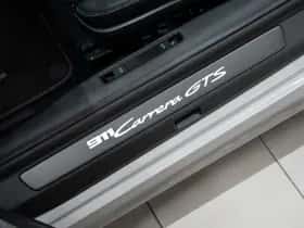 Porsche 911 (2023) thumbnail 24