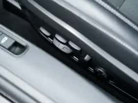Porsche 911 (2023) thumbnail 26