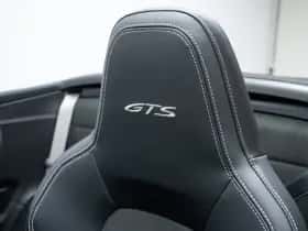 Porsche 911 (2023) thumbnail 28