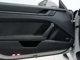 Porsche 911 (2023) thumbnail 32