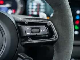 Porsche 911 (2023) thumbnail 38