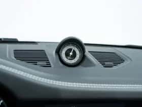 Porsche 911 (2023) thumbnail 41