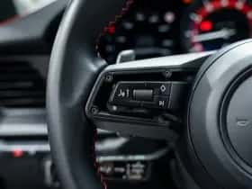 Porsche 911 (2022) thumbnail 36