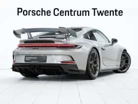 Porsche 911 (2023) thumbnail 3