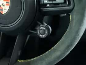 Porsche 911 (2023) thumbnail 39