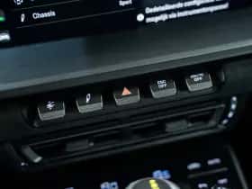 Porsche 911 (2023) thumbnail 43