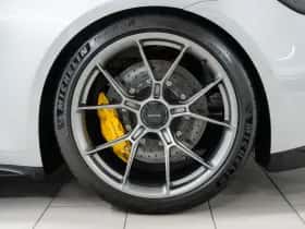 Porsche 911 (2023) thumbnail 9
