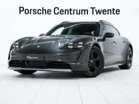 Porsche Taycan (2021)