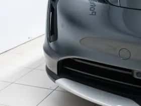 Porsche Taycan (2021) thumbnail 12