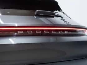 Porsche Taycan (2021) thumbnail 20