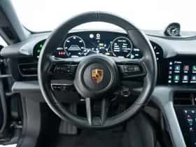 Porsche Taycan (2021) thumbnail 23