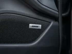 Porsche Taycan (2021) thumbnail 42