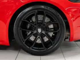 Porsche 718 (2021) thumbnail 10