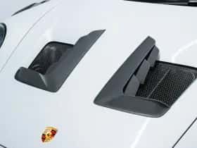 Porsche 911 (2023) thumbnail 13