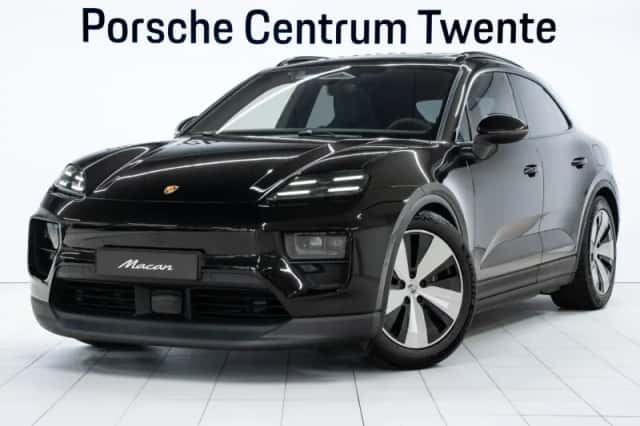 Porsche Macan (2024) thumbnail 1