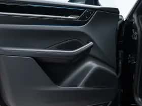 Porsche Macan (2024) thumbnail 30