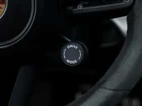 Porsche Macan (2024) thumbnail 38