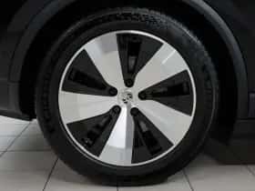 Porsche Macan (2024) thumbnail 10