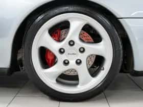 Porsche 911 (1995) thumbnail 11