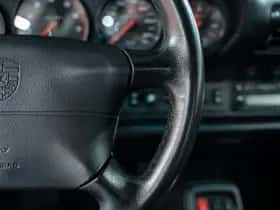 Porsche 911 (1995) thumbnail 35