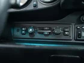 Porsche 911 (1995) thumbnail 37