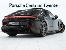 Porsche Panamera (2024) thumbnail 3