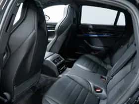 Porsche Panamera (2024) thumbnail 24
