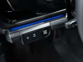 Porsche Panamera (2024) thumbnail 35