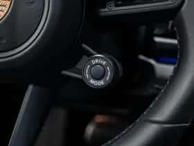 Porsche Panamera (2024) thumbnail 39