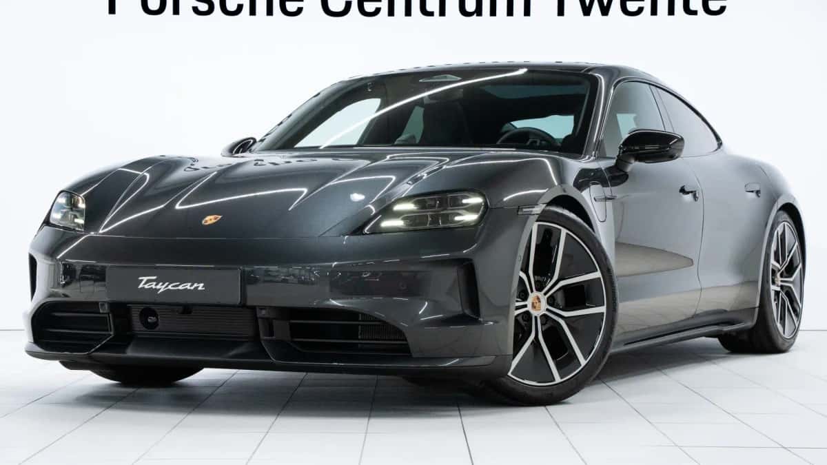 Porsche Taycan (0) — foto 1